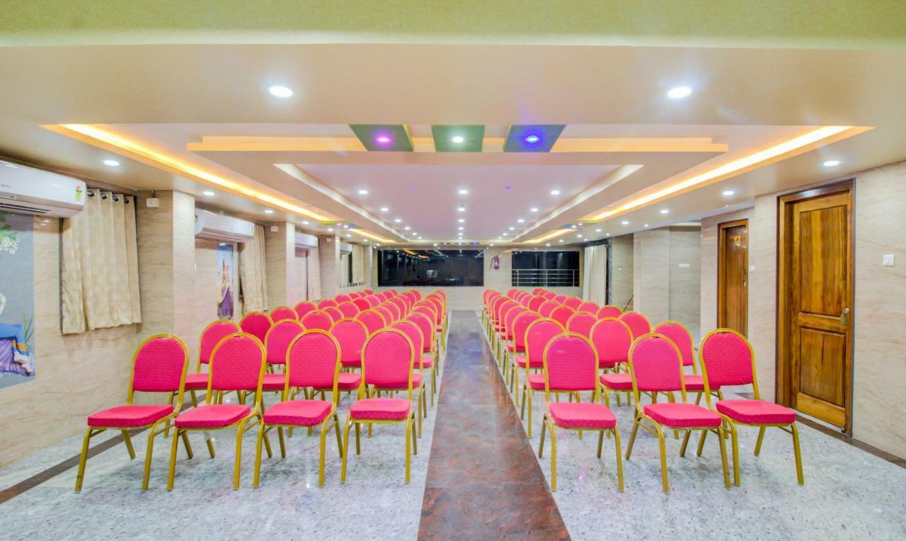 Treebo Sls Grand Hotell Tirupati Eksteriør bilde